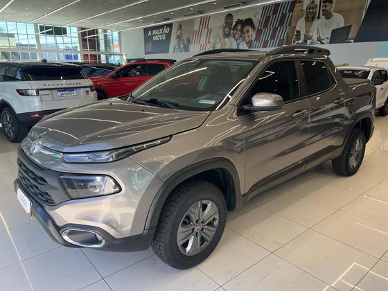 FIAT TORO 1.8 16V EVO FLEX FREEDOM AT6 FIAT TORO 1.8 16V EVO FLEX FREEDOM AT6